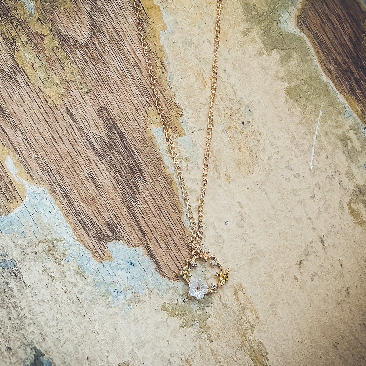 Gold Bumble Bee Necklace – Confidence, Joy & Abundance