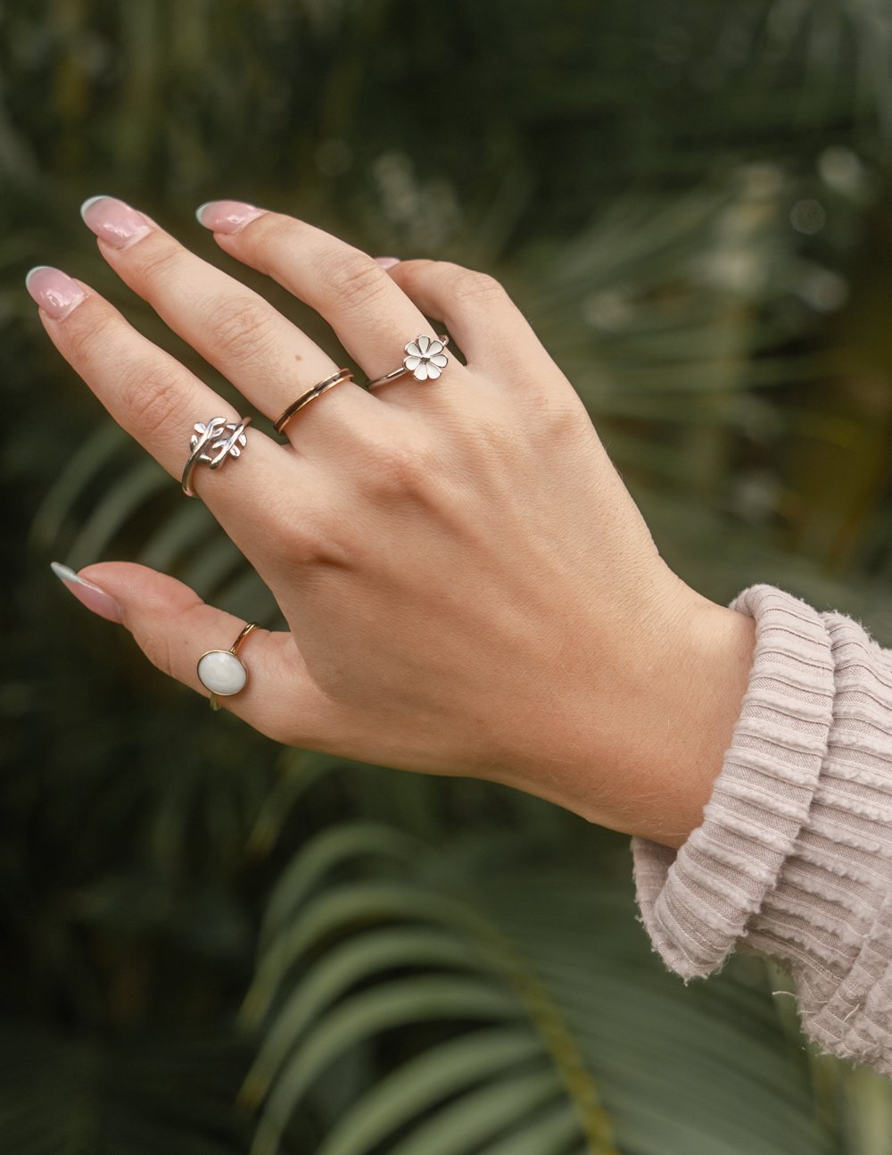 Olive Branch Ring – Symbol of Peace & New Beginnings